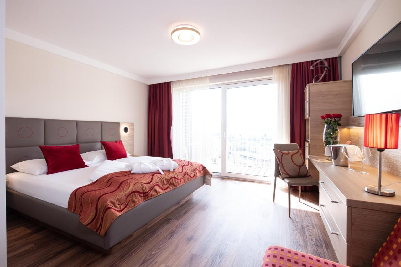 Das Balance - Spa & Golf Hotel Am Woerthersee Portschach am Woerthersee Ngoại thất bức ảnh