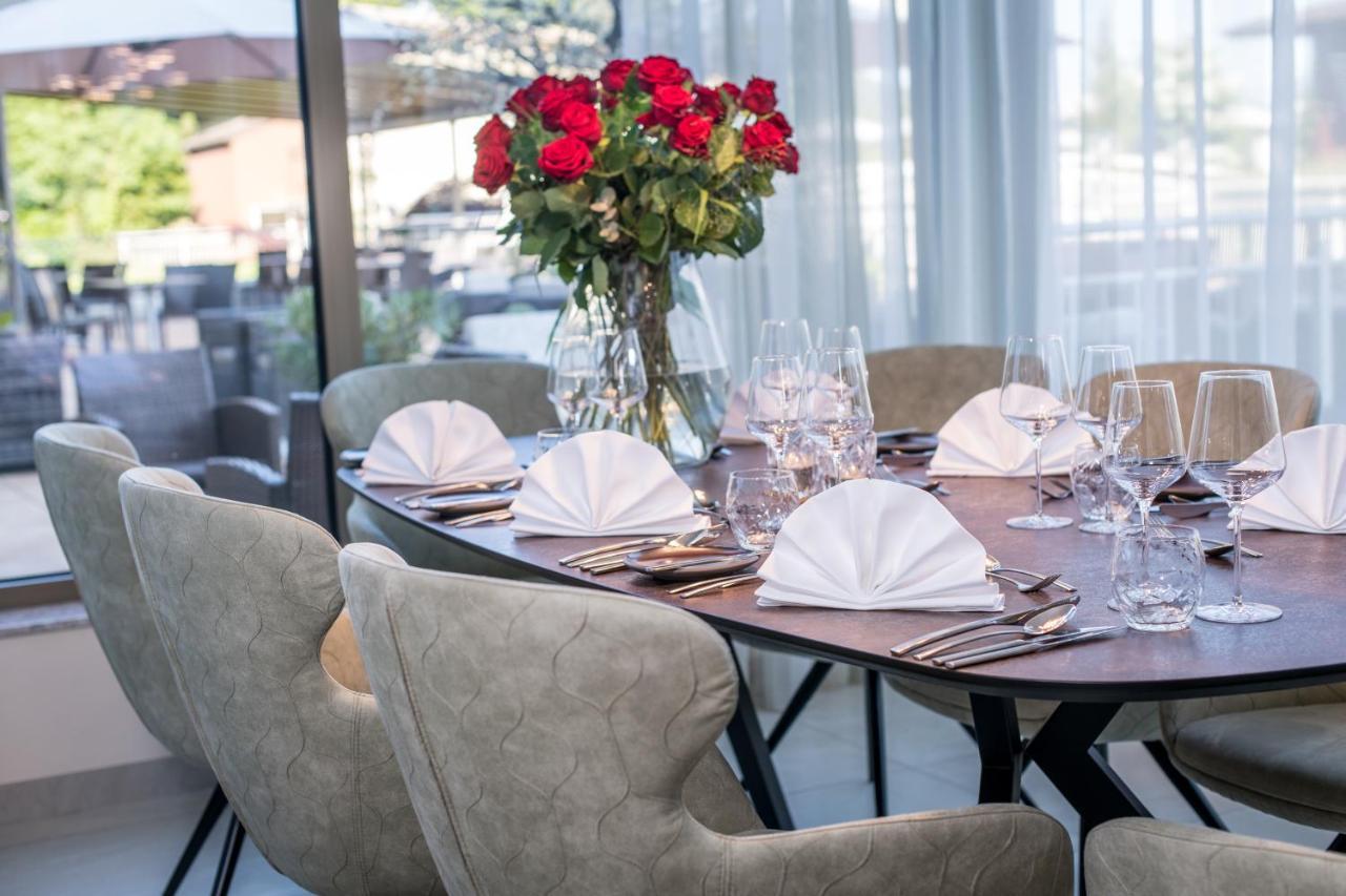 Das Balance - Spa & Golf Hotel Am Woerthersee Portschach am Woerthersee Ngoại thất bức ảnh