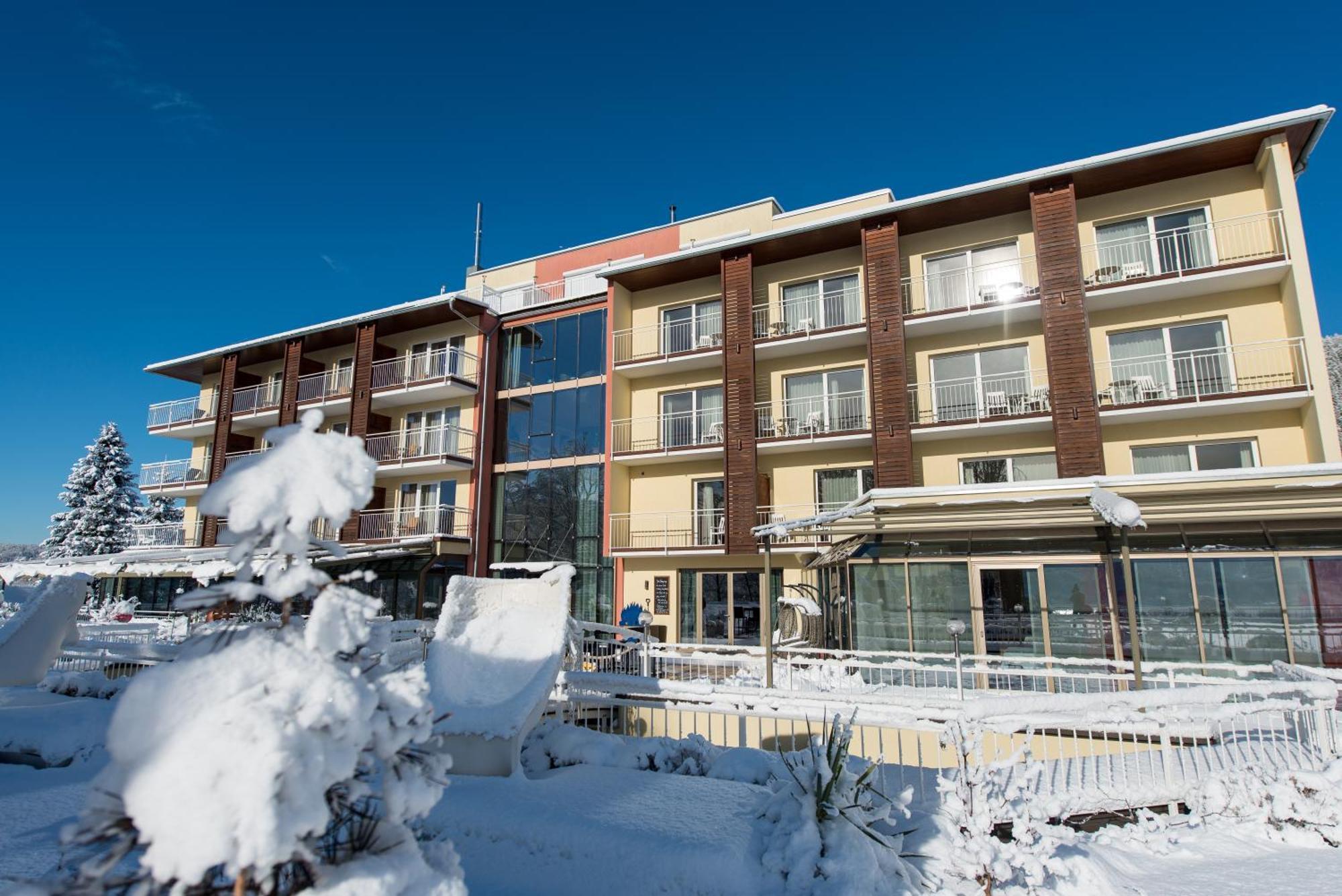 Das Balance - Spa & Golf Hotel Am Woerthersee Portschach am Woerthersee Ngoại thất bức ảnh